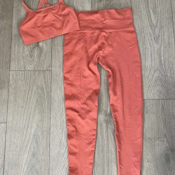 SET active workout set - Picture 2 of 2